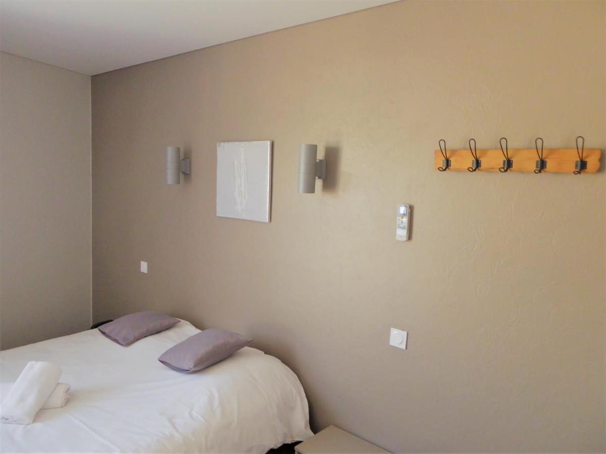 Auberge De La Paillere Lavours Zewnętrze zdjęcie