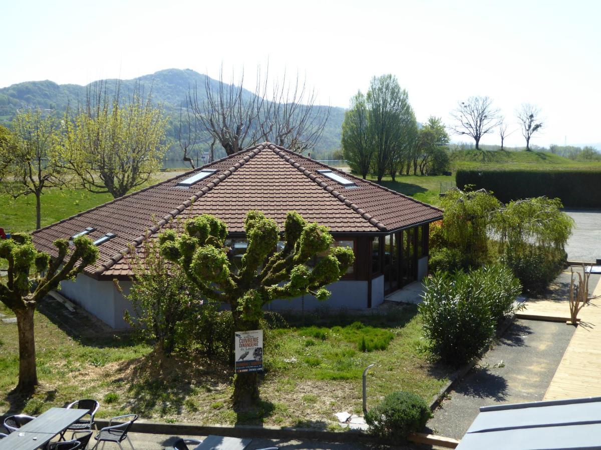 Auberge De La Paillere Lavours Zewnętrze zdjęcie